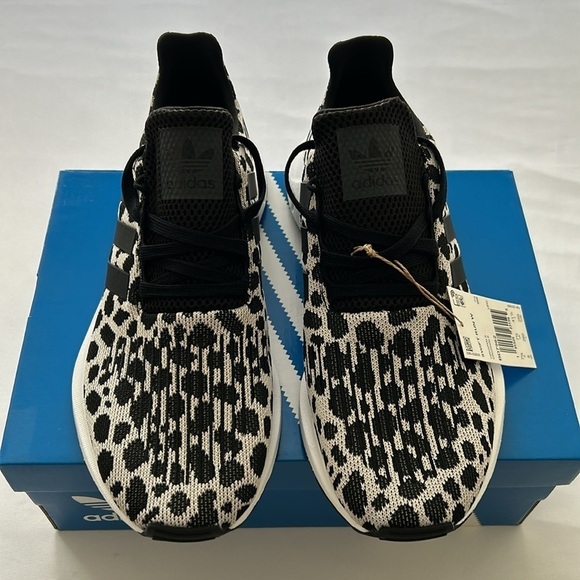 (NWT) Adidas Swift Run Women’s Leopard-Print Shoe in Raw White / Core Black - Picture 8 of 17